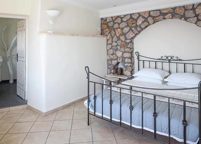 Athermi - Adults Only Hotel Fira (Santorini)