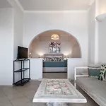 Athermi - Adults Only Fira (Santorini)