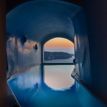 فندق Athermi - Adults Only 3*