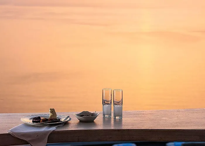 Athermi - Adults Only 3* Fira (Santorini)